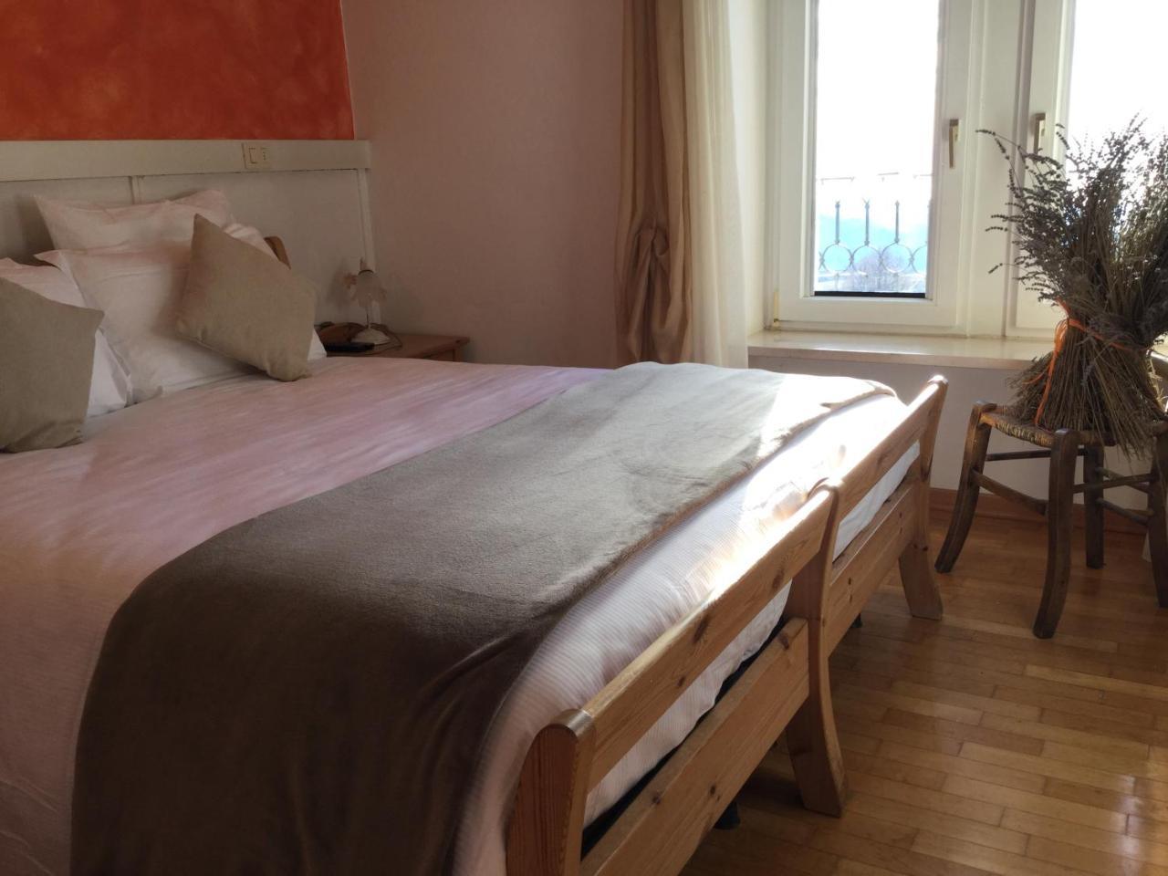 Albergo Ristorante Leso บอสโก เคียซานูโอวา ภายนอก รูปภาพ