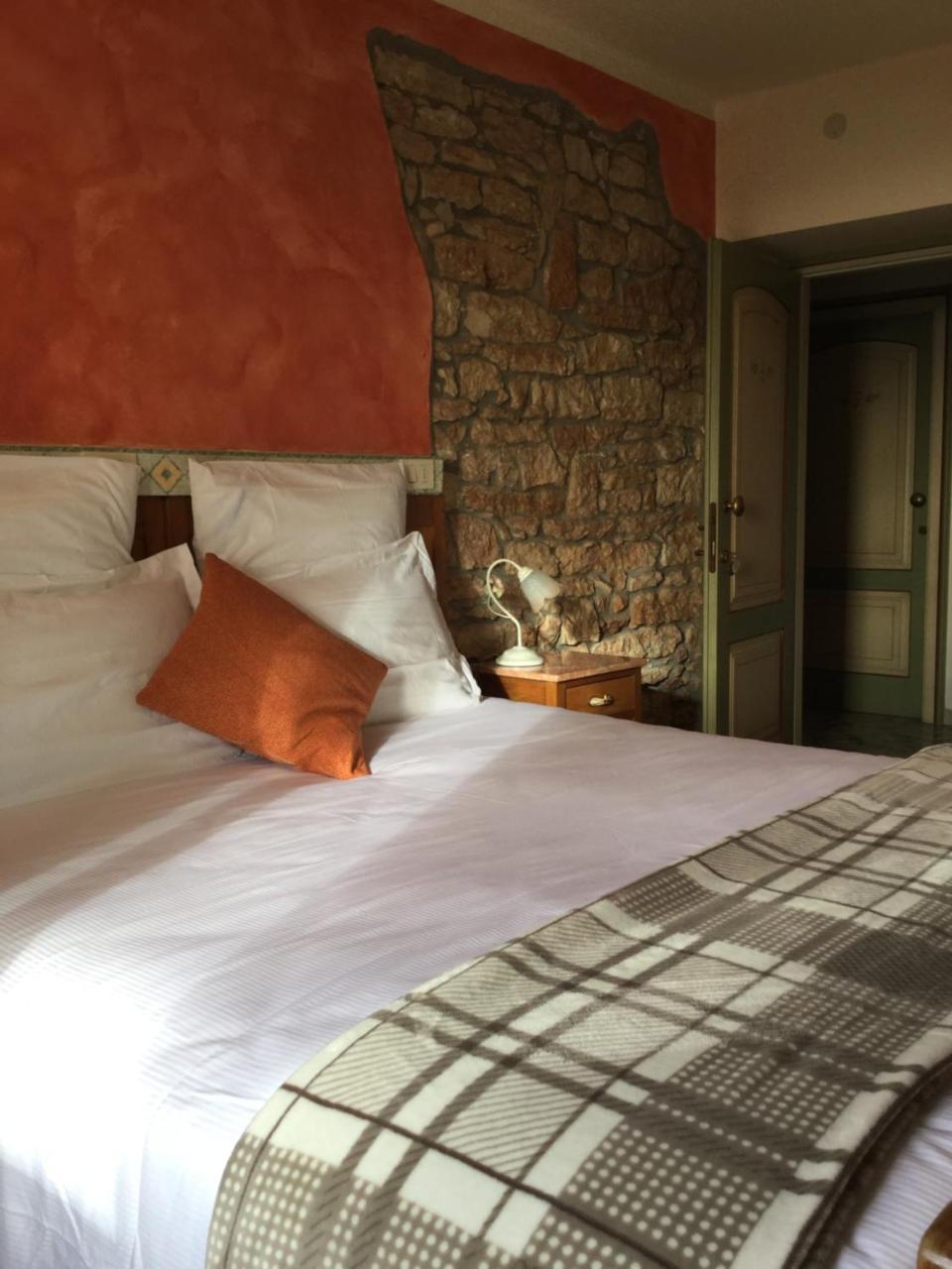 Albergo Ristorante Leso บอสโก เคียซานูโอวา ภายนอก รูปภาพ